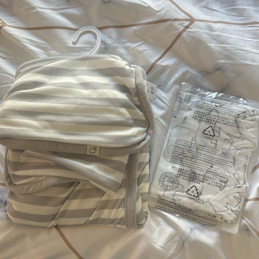 Carters 3-6 month bundle new
